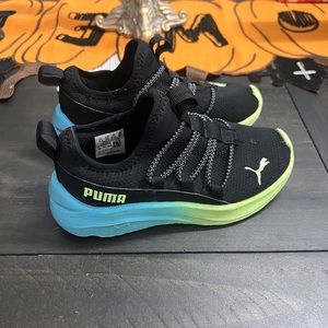 Boys Puma Sneakers